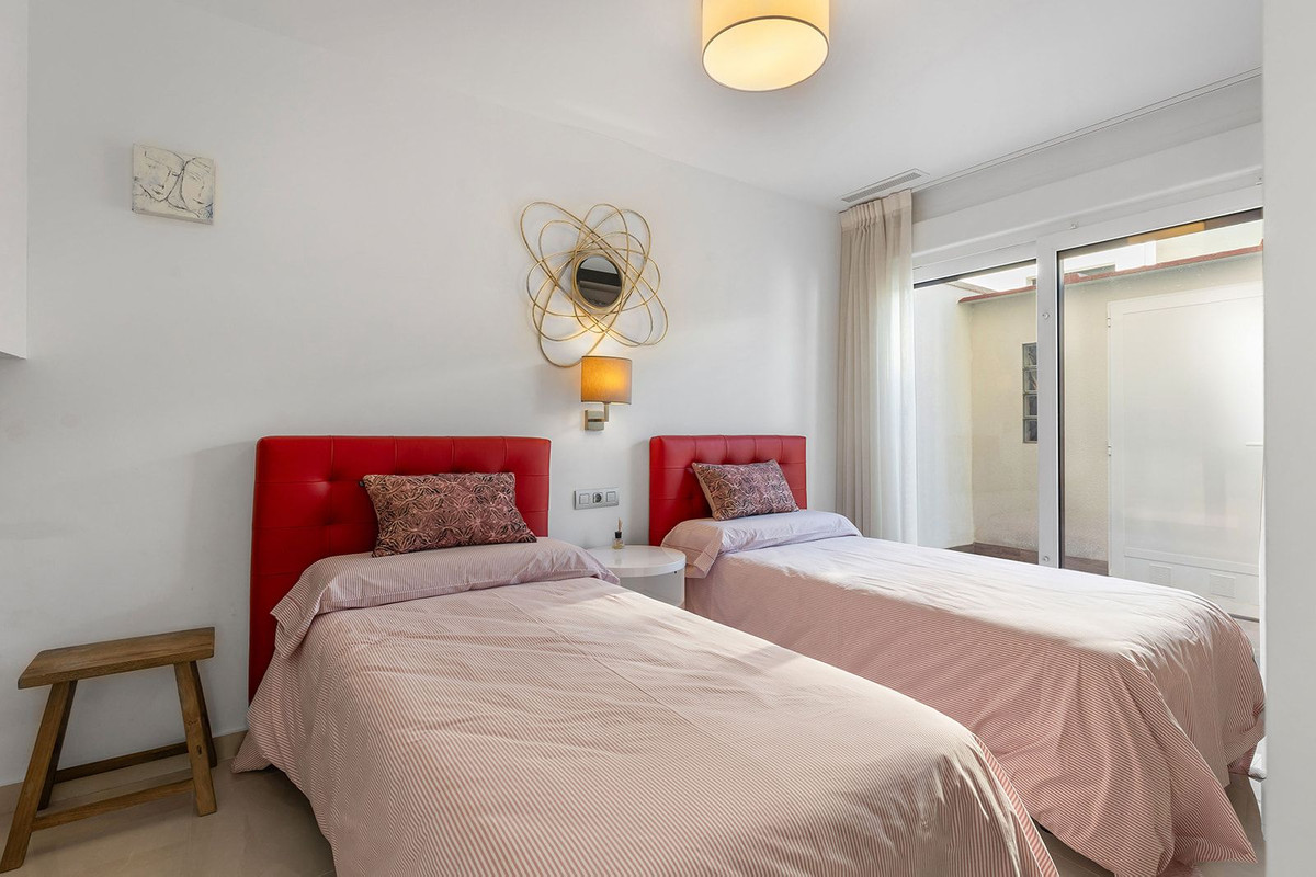 Se vende Villa - Chalet de 3 dormitorios en Costa Blanca, Alicante, España
