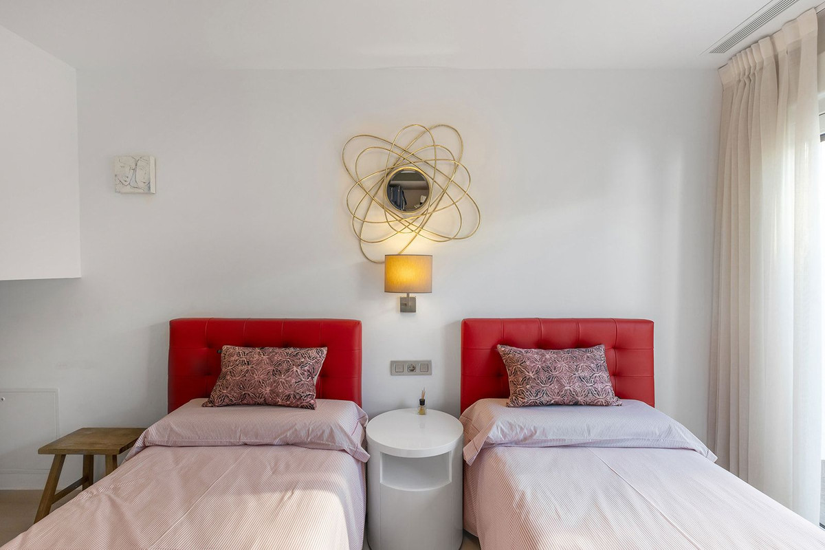 Se vende Villa - Chalet de 3 dormitorios en Costa Blanca, Alicante, España