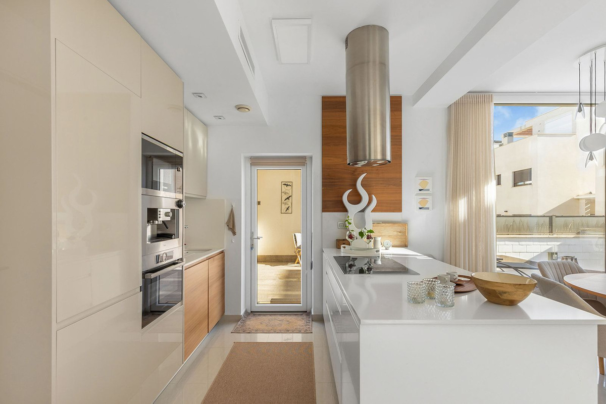 Se vende Villa - Chalet de 3 dormitorios en Costa Blanca, Alicante, España