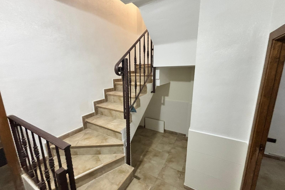 Se vende Adosada de 5 dormitorios en Costa Blanca, Alicante, España