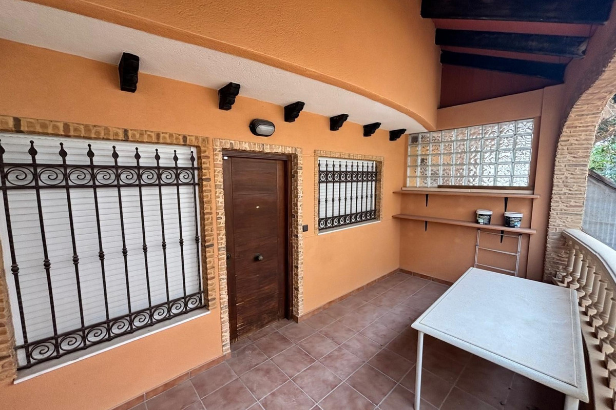 Se vende Adosada de 5 dormitorios en Costa Blanca, Alicante, España