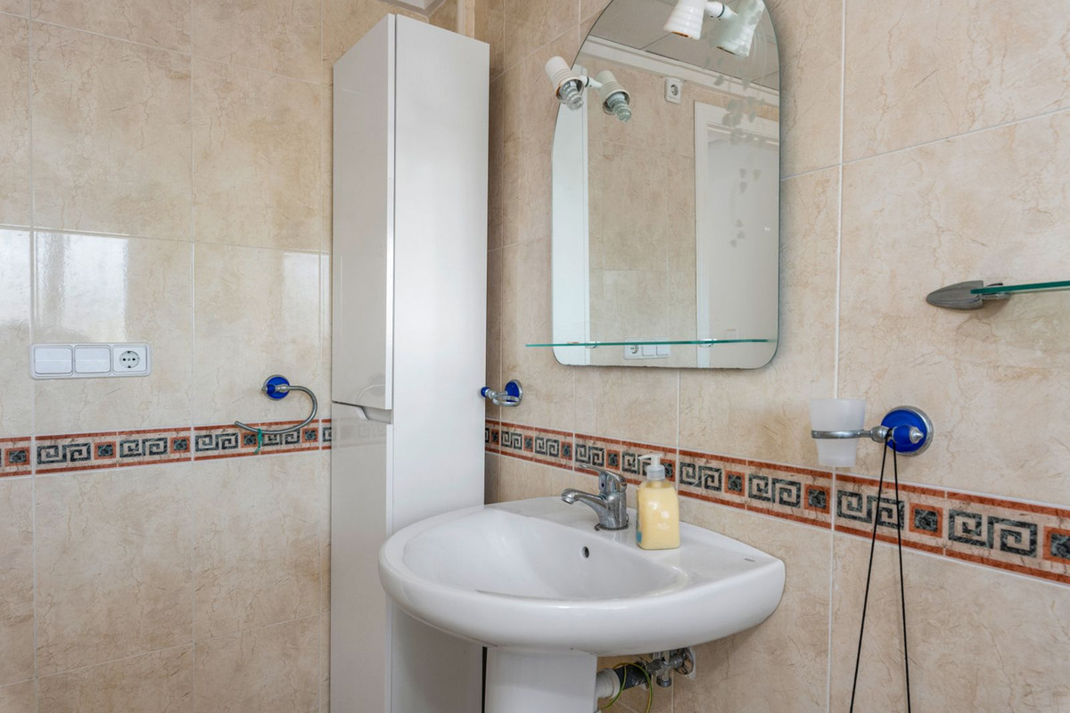 Se vende Adosada de 4 dormitorios en Costa Blanca, Alicante, España