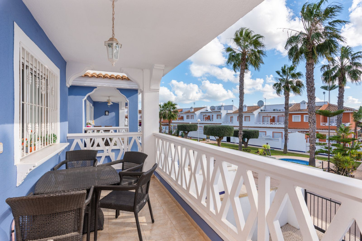 Se vende Adosada de 4 dormitorios en Costa Blanca, Alicante, España