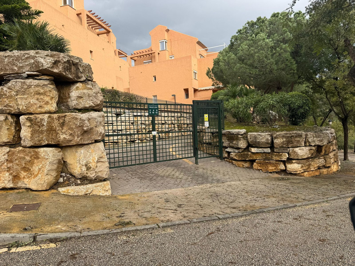2 Bed Apartment for sale in Elviria Costa Del Sol, Málaga, Spain