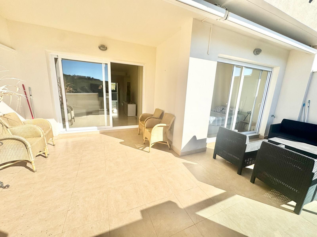 2 Bed Apartment for sale in Cerros Del Aguila Costa Del Sol, Málaga, Spain
