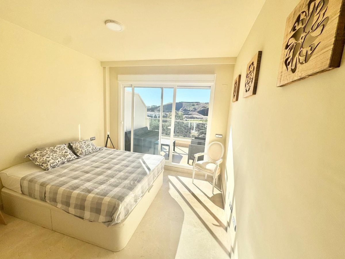 2 Bed Apartment for sale in Cerros Del Aguila Costa Del Sol, Málaga, Spain