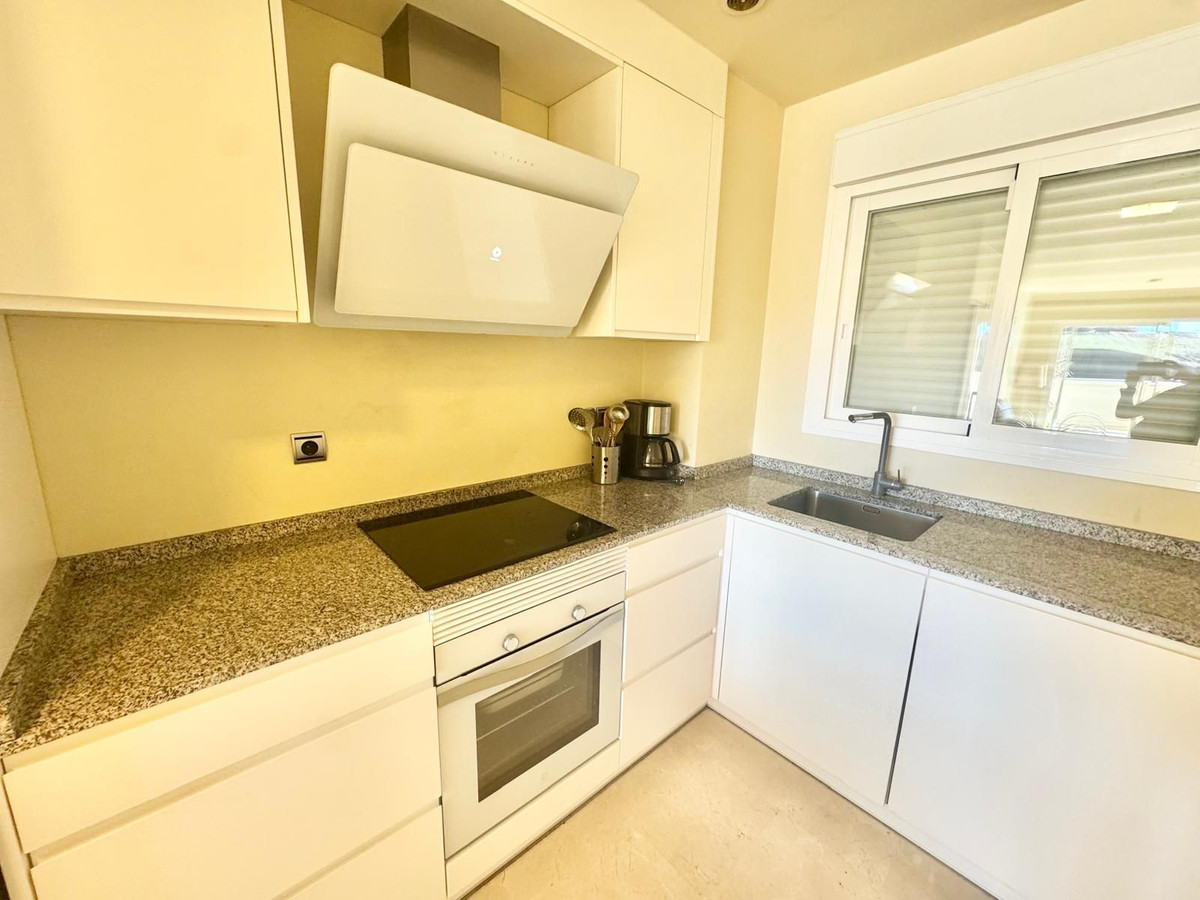 2 Bed Apartment for sale in Cerros Del Aguila Costa Del Sol, Málaga, Spain