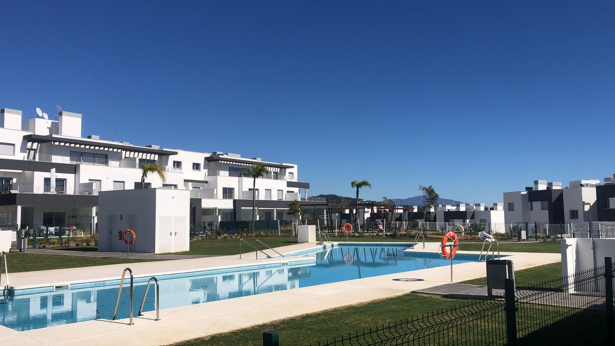 2 Bed Apartment for sale in Estepona Costa Del Sol, Málaga, Spain