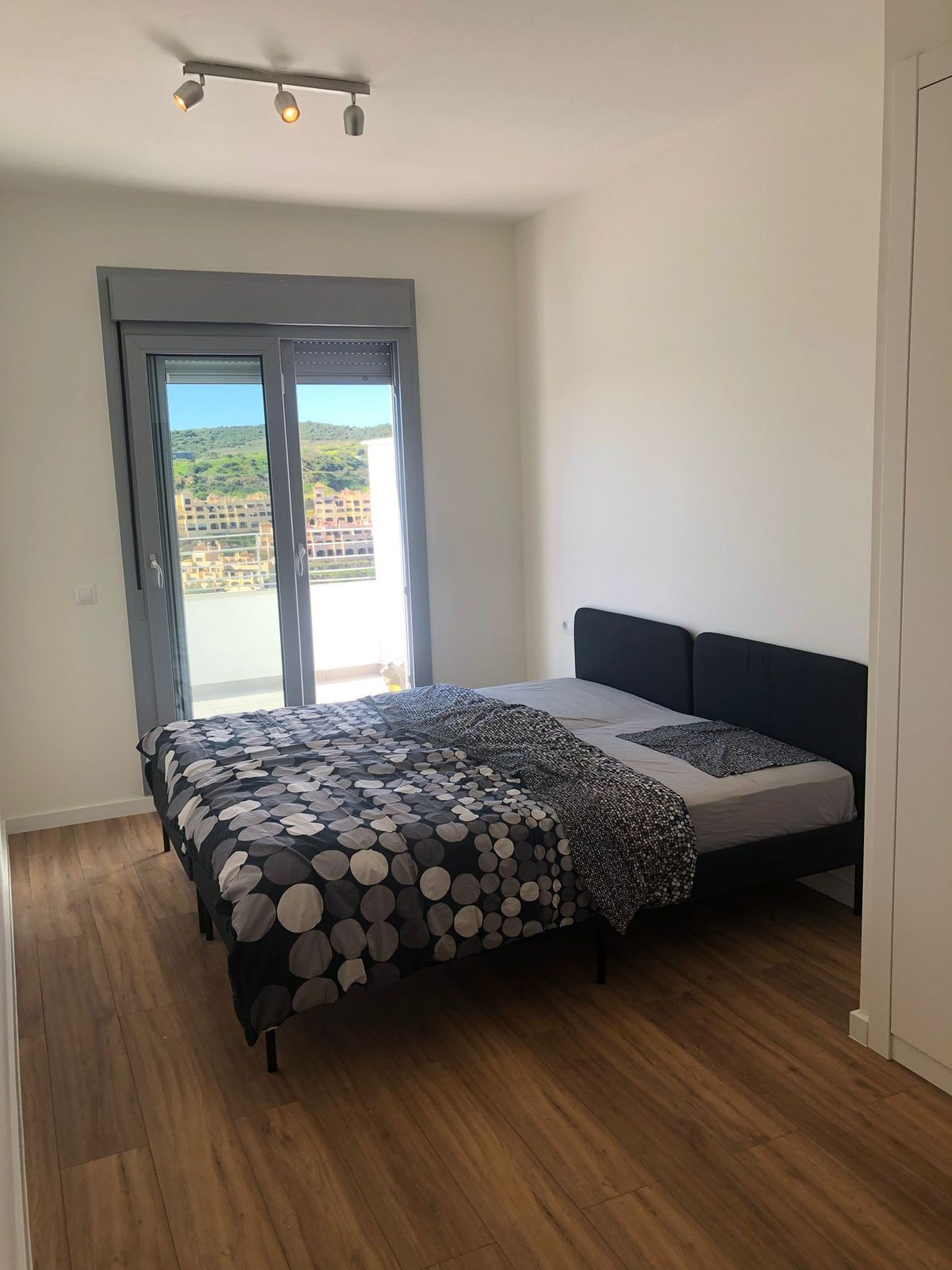 2 Bed Apartment for sale in Estepona Costa Del Sol, Málaga, Spain