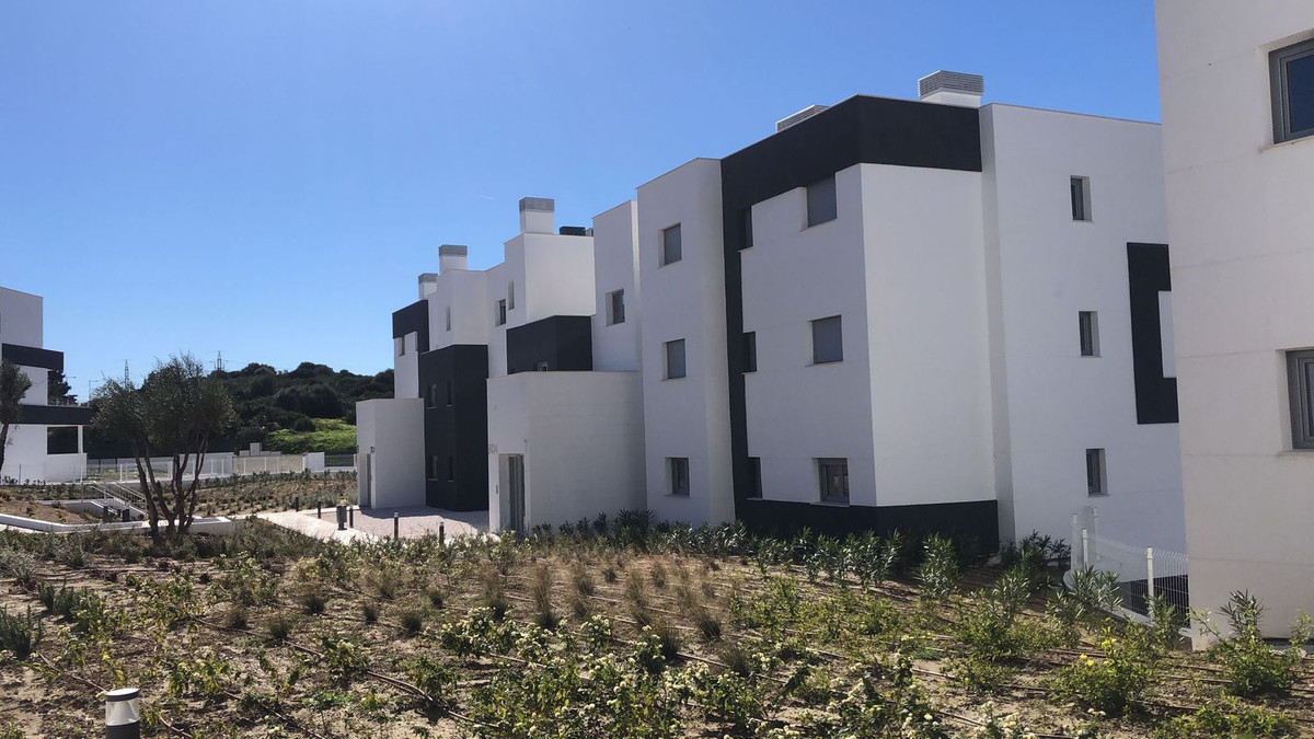 2 Bed Apartment for sale in Estepona Costa Del Sol, Málaga, Spain