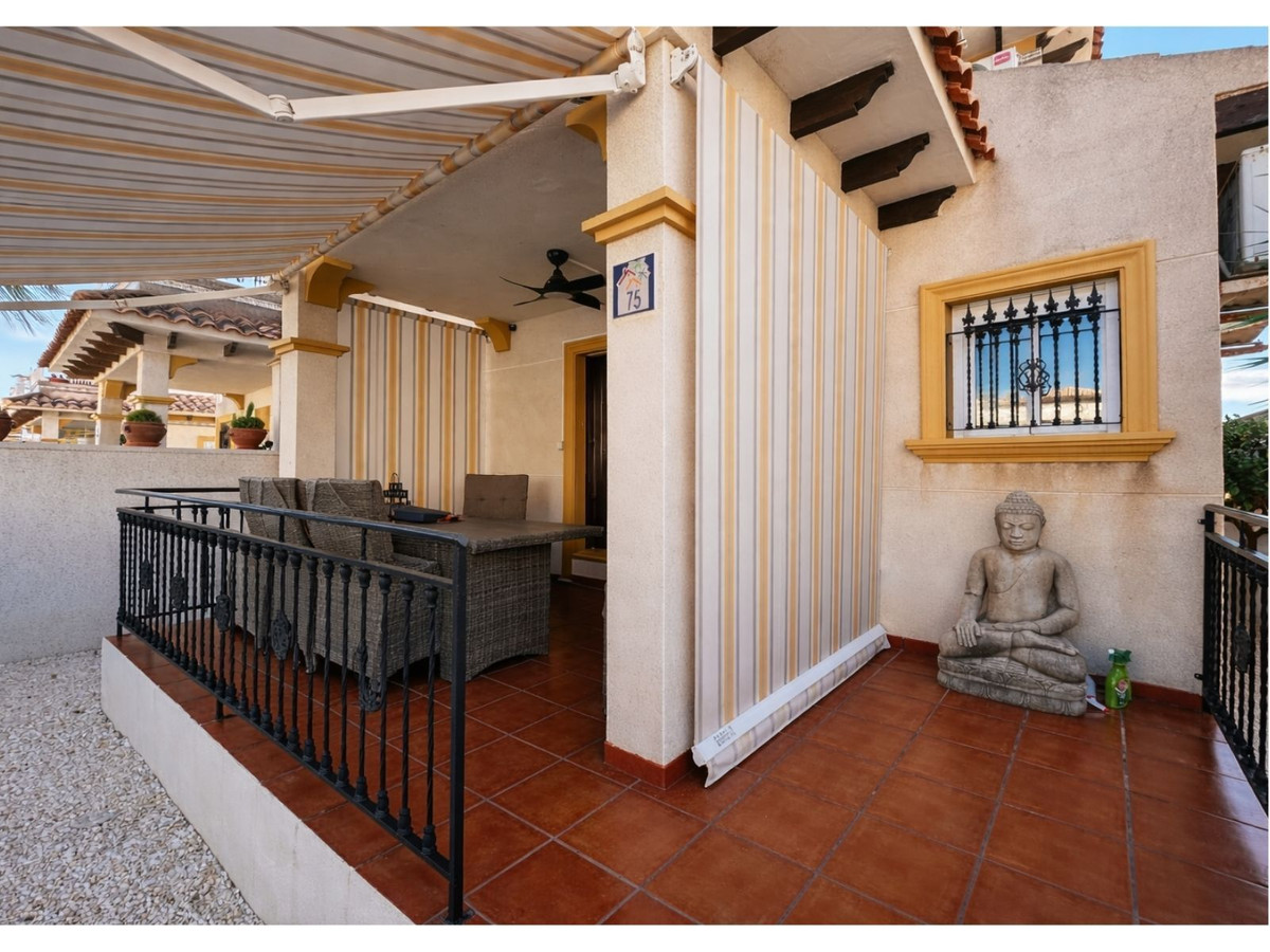 2 Bed Townhouse for sale in La Zenia Costa Blanca, Alicante, Spain