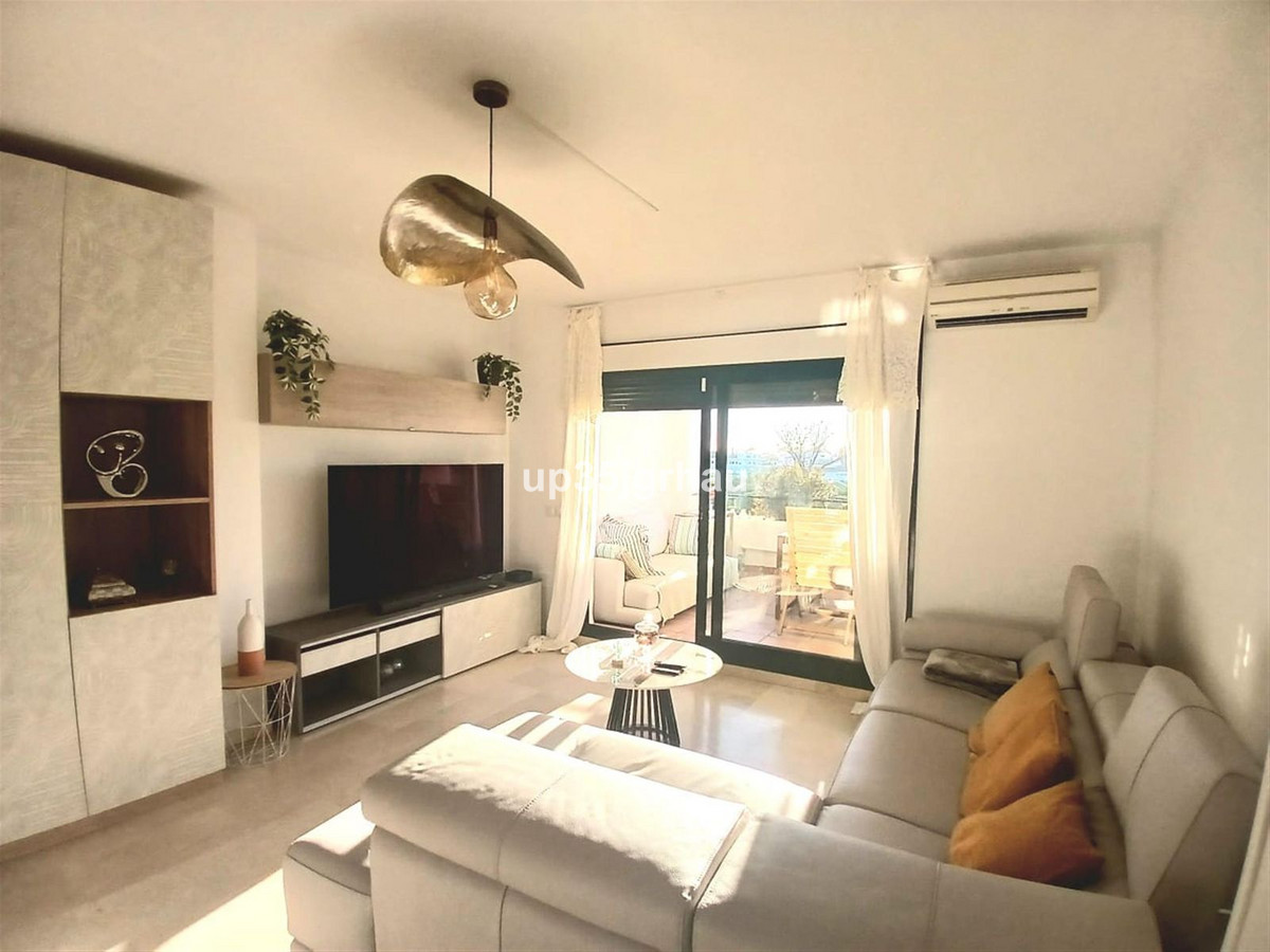 Se vende Apartamento Planta Media de 2 dormitorios en Costa Del Sol, Málaga, España