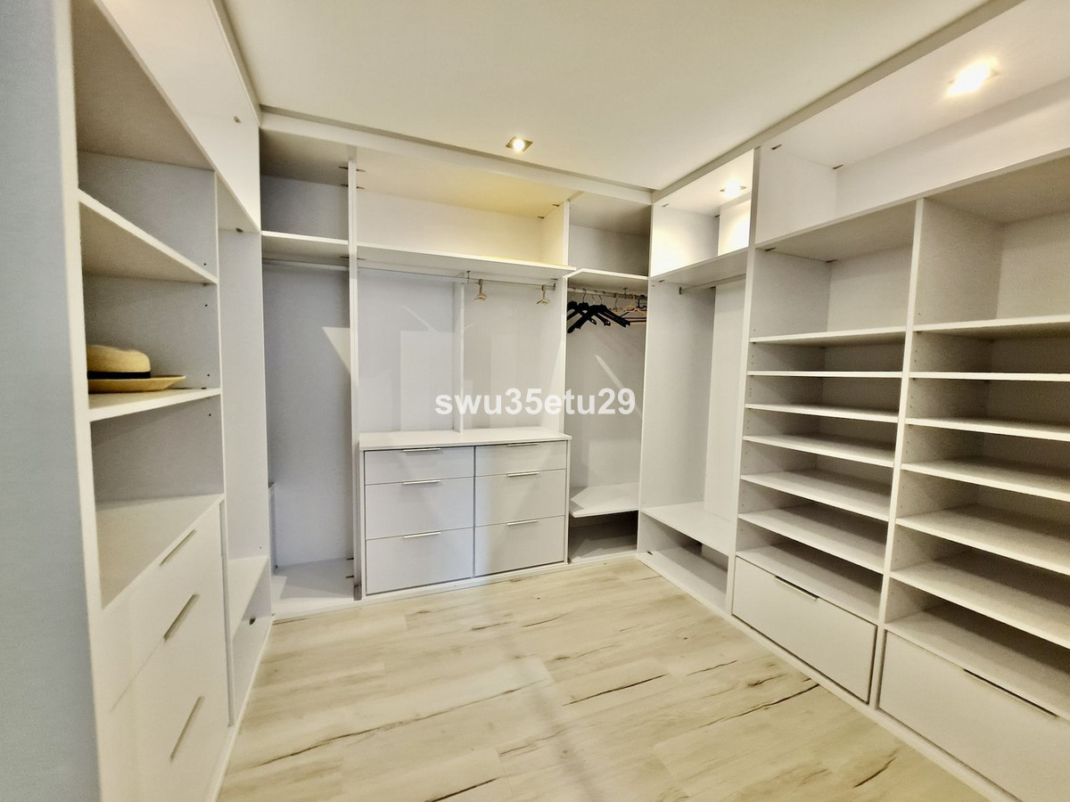 Se vende Apartamento Planta Baja de 2 dormitorios en Costa Del Sol, Málaga, España