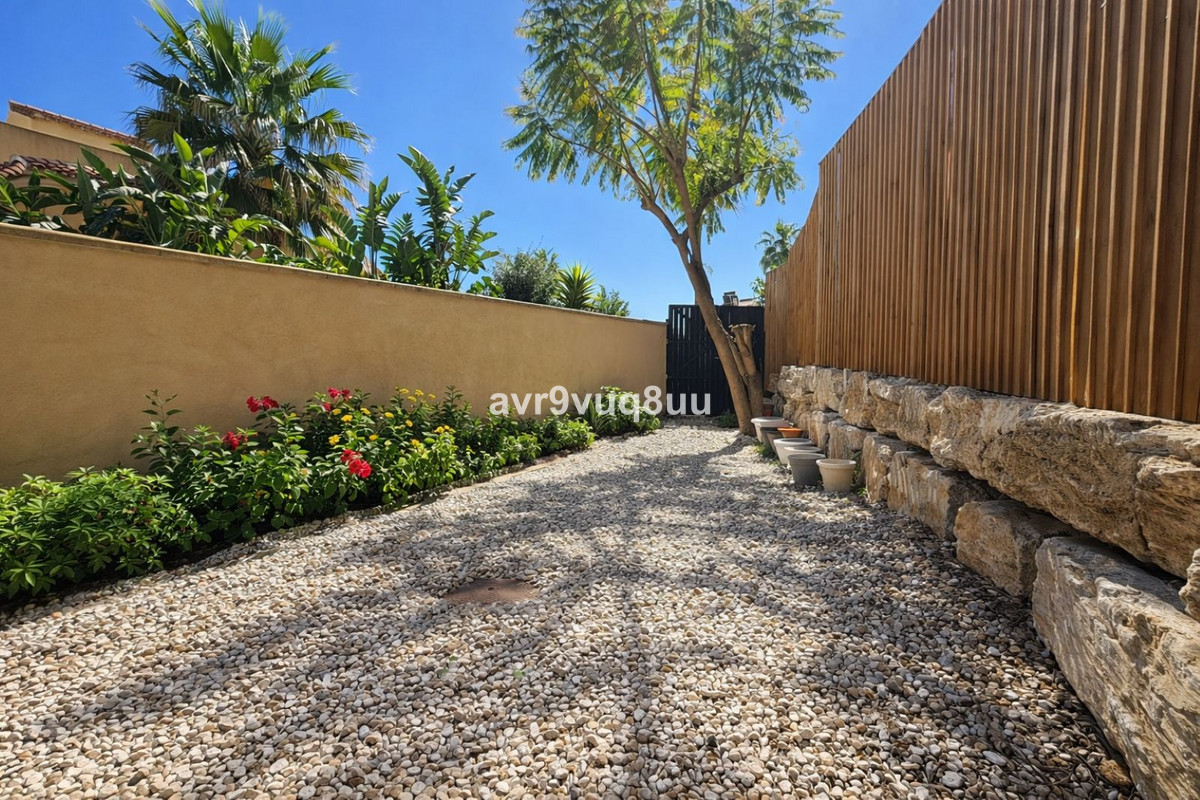 Se vende Pareada de 4 dormitorios en Costa Del Sol, Málaga, España