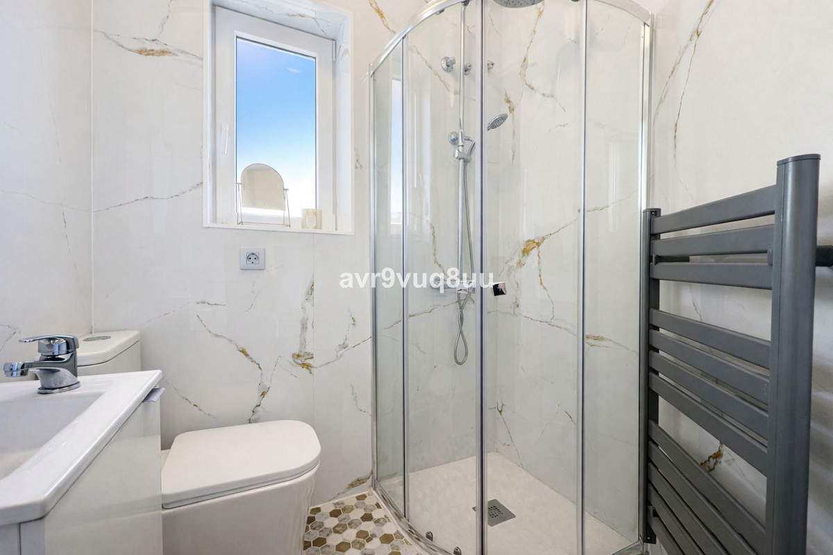 Se vende Pareada de 4 dormitorios en Costa Del Sol, Málaga, España