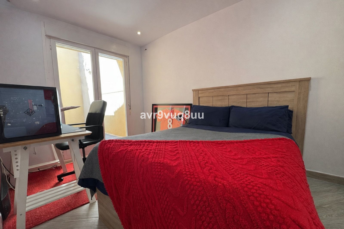 Se vende Pareada de 4 dormitorios en Costa Del Sol, Málaga, España