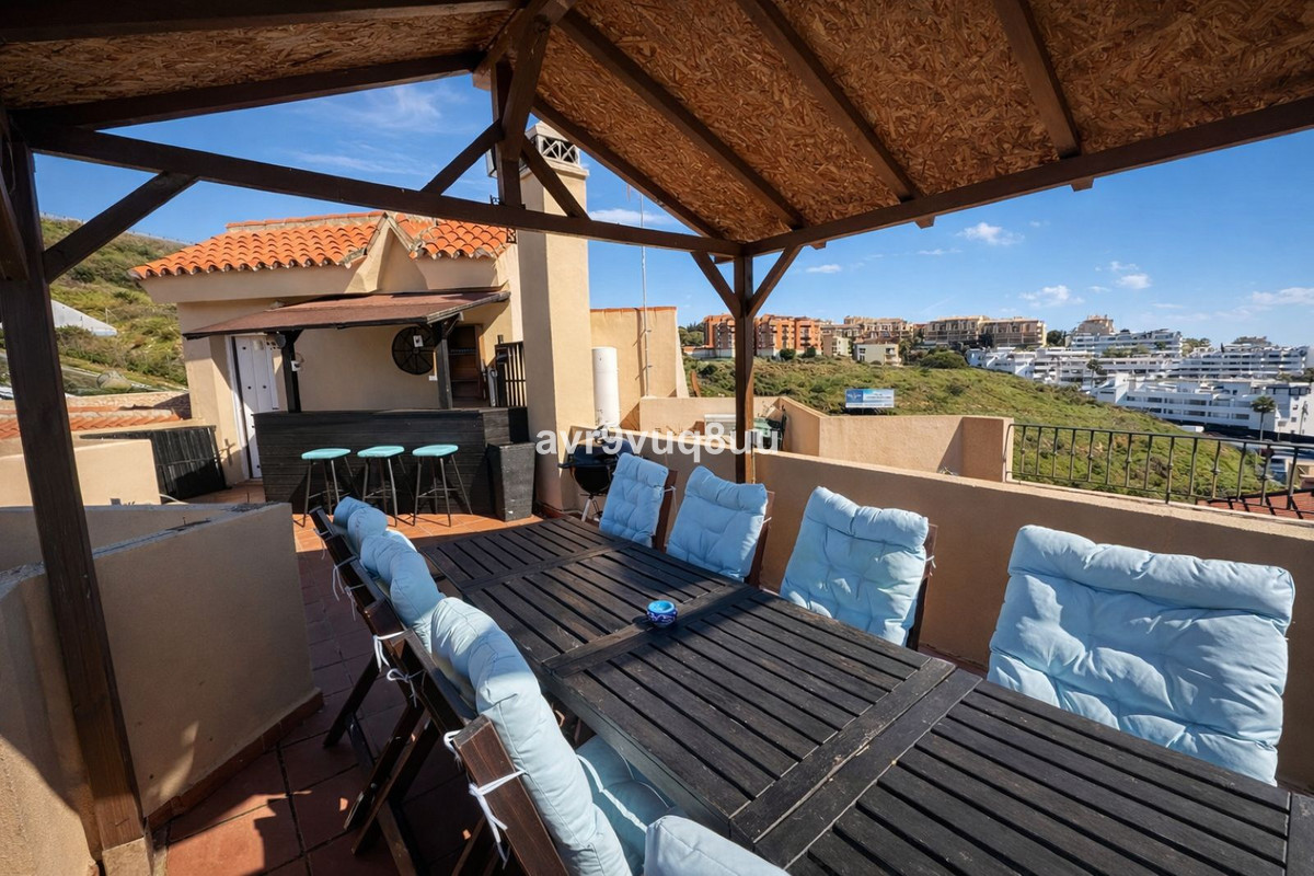 Se vende Pareada de 4 dormitorios en Costa Del Sol, Málaga, España