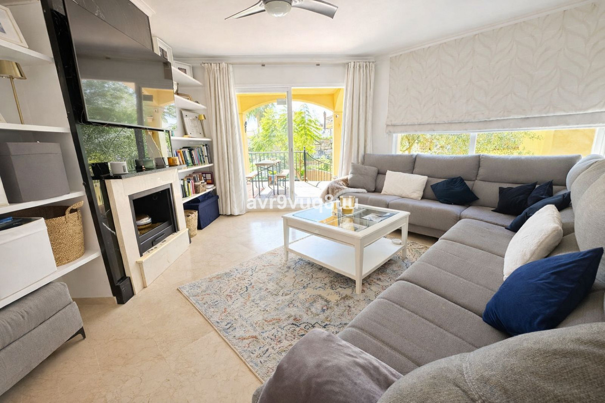 Se vende Pareada de 4 dormitorios en Costa Del Sol, Málaga, España
