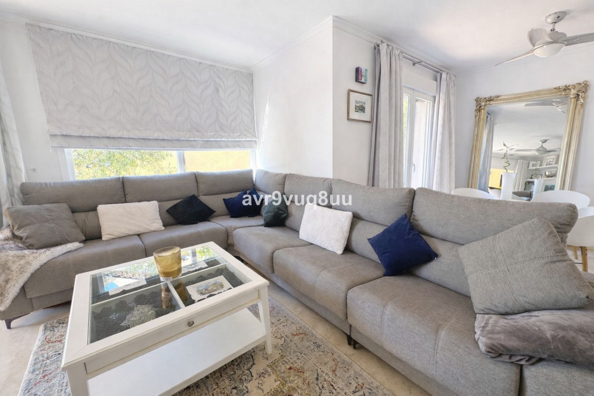 Se vende Pareada de 4 dormitorios en Costa Del Sol, Málaga, España