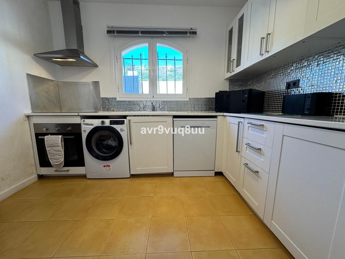 Se vende Pareada de 4 dormitorios en Costa Del Sol, Málaga, España