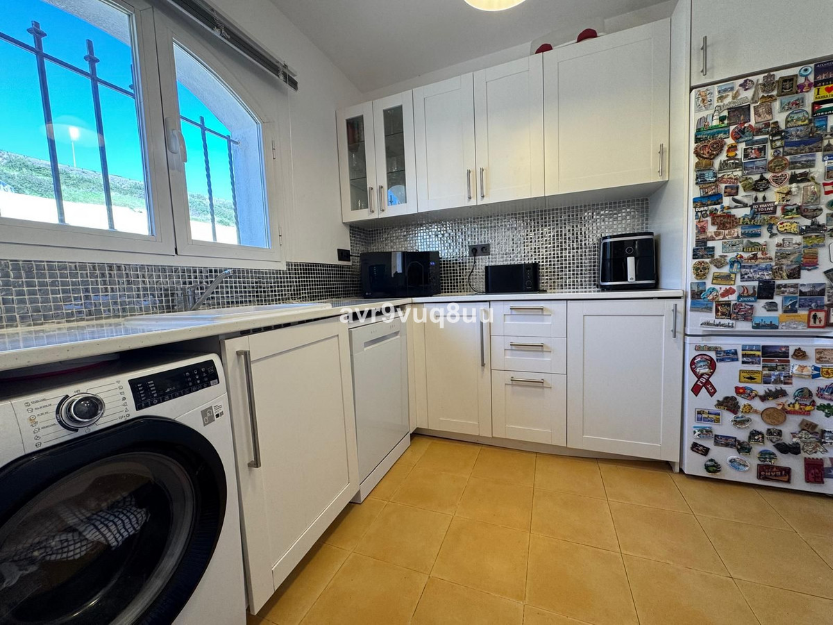 Se vende Pareada de 4 dormitorios en Costa Del Sol, Málaga, España