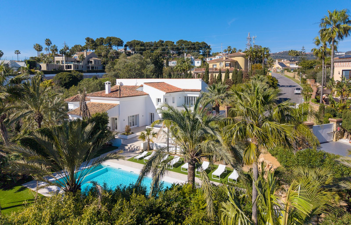 Se vende Villa - Chalet de 9 dormitorios en Costa Del Sol, Málaga, España