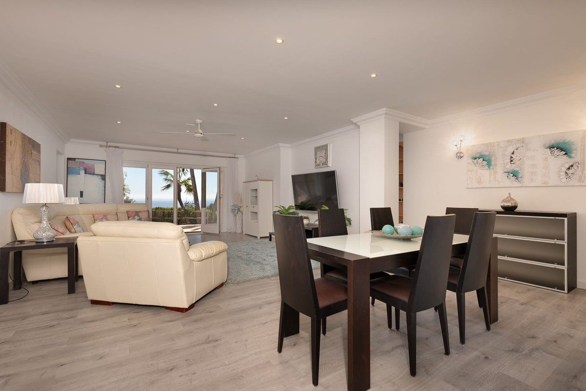 Se vende Villa - Chalet de 9 dormitorios en Costa Del Sol, Málaga, España