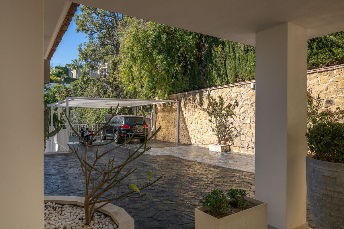 Se vende Villa - Chalet de 9 dormitorios en Costa Del Sol, Málaga, España