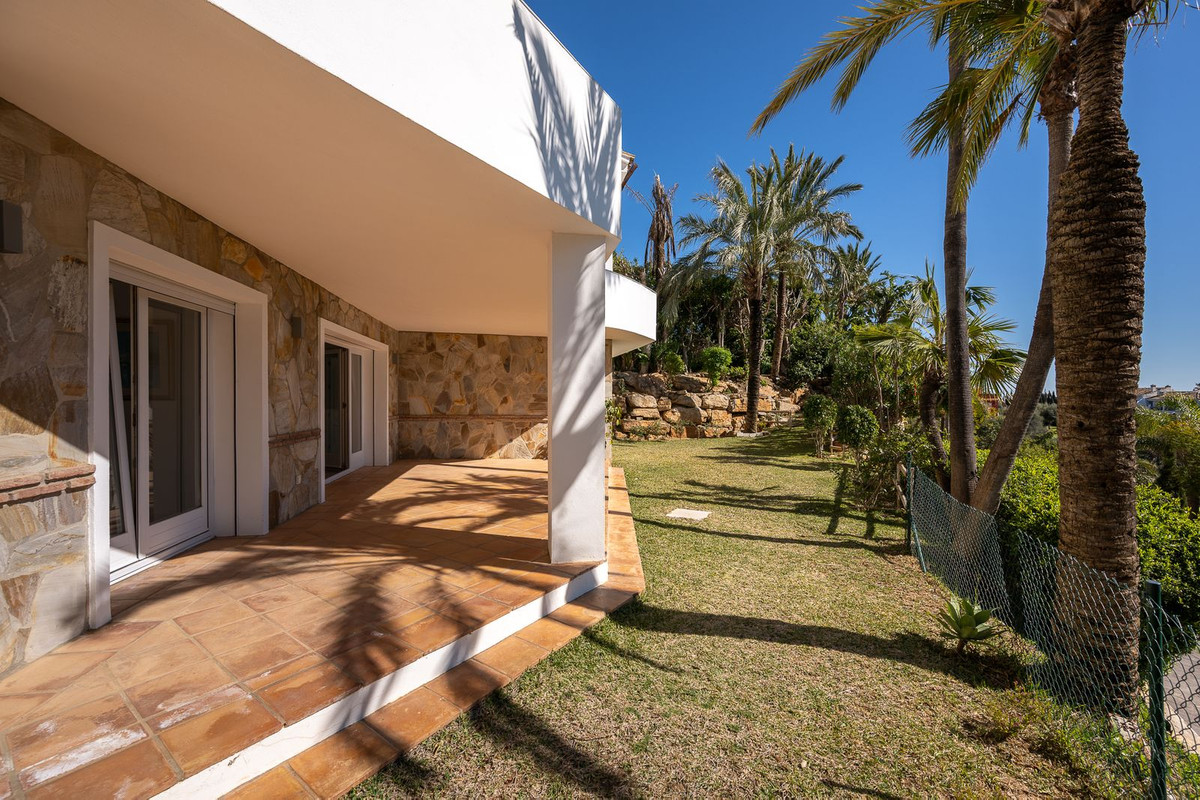 Se vende Villa - Chalet de 9 dormitorios en Costa Del Sol, Málaga, España