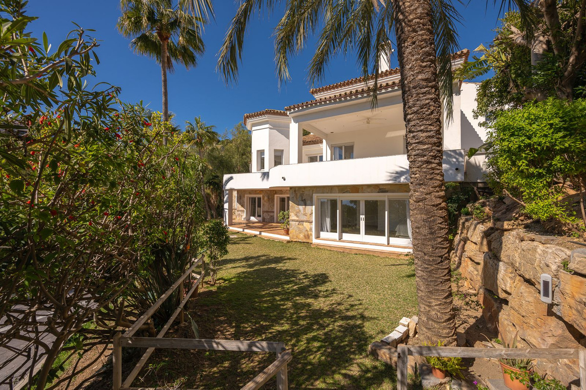 Se vende Villa - Chalet de 9 dormitorios en Costa Del Sol, Málaga, España