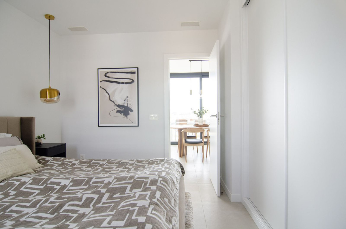2 Bed Apartment for sale in Fuengirola Costa Del Sol, Málaga, Spain