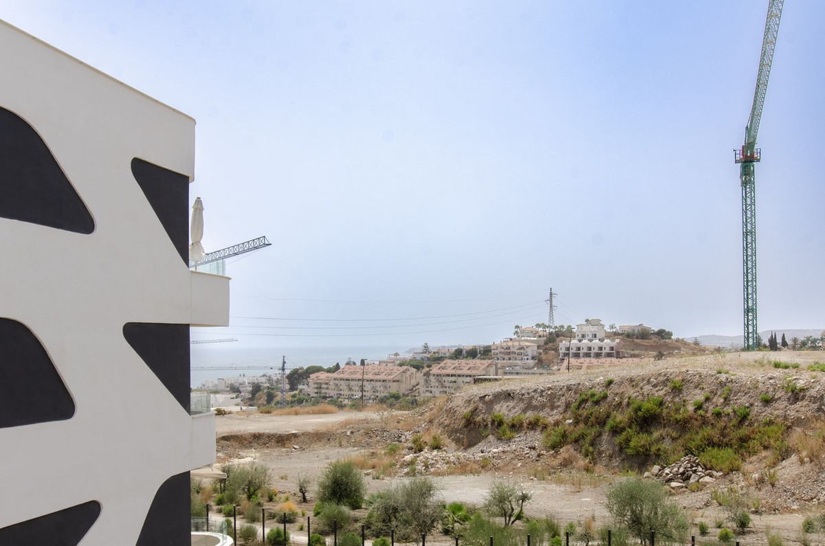 2 Bed Apartment for sale in Fuengirola Costa Del Sol, Málaga, Spain