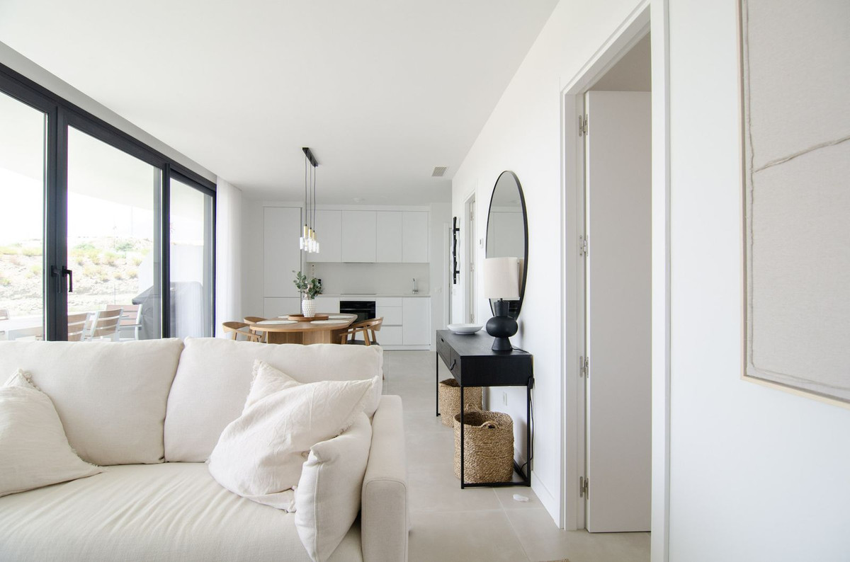 2 Bed Apartment for sale in Fuengirola Costa Del Sol, Málaga, Spain