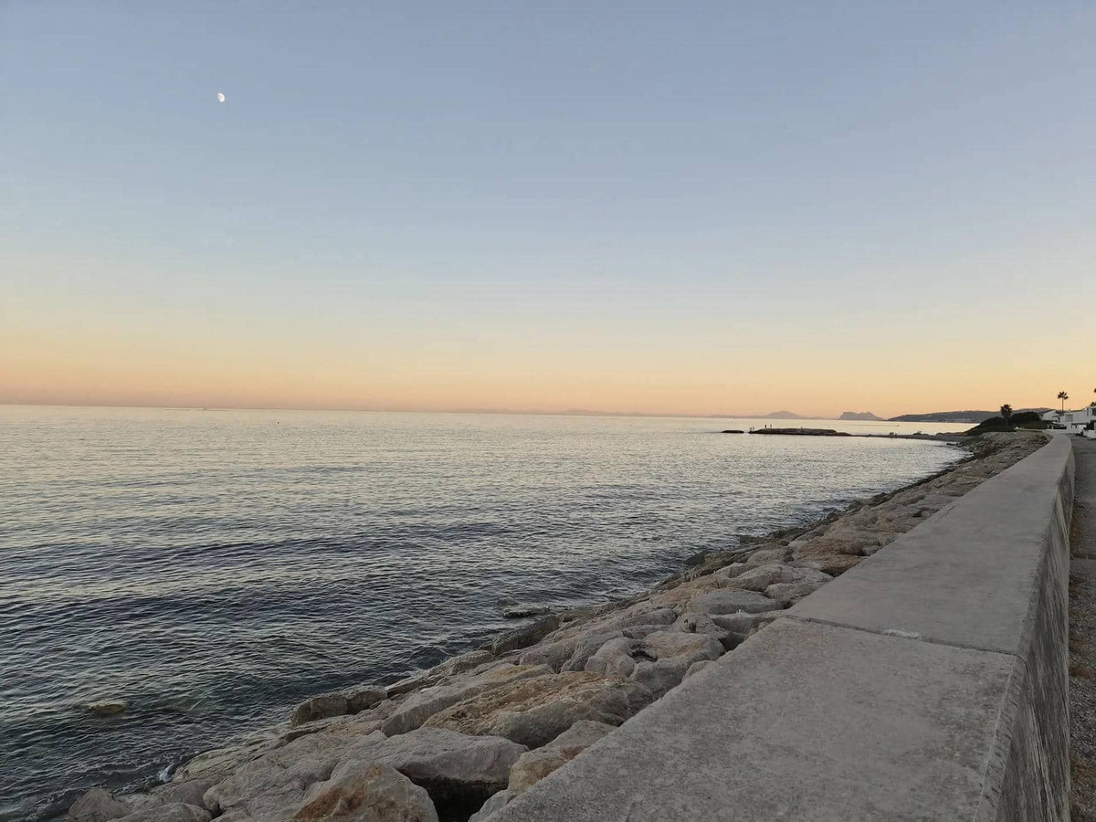 1 Bed Apartment for sale in Estepona Costa Del Sol, Málaga, Spain