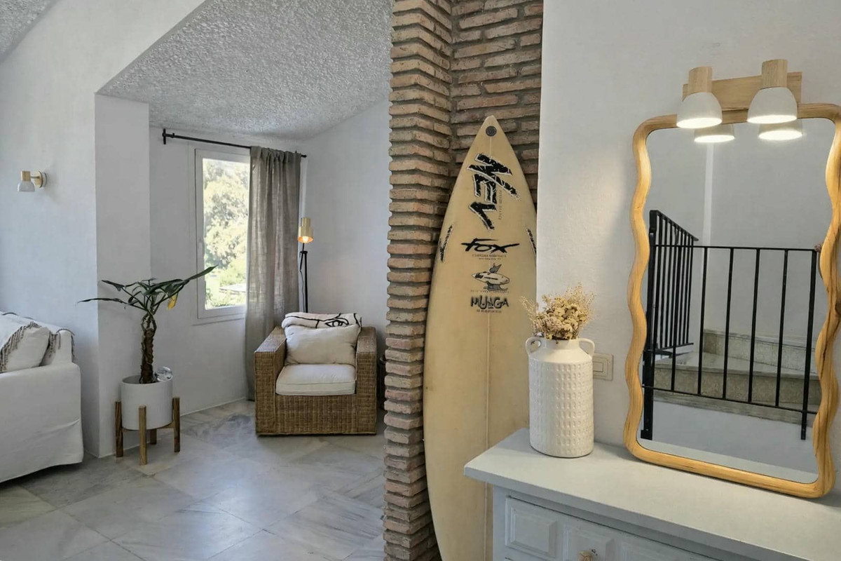 1 Bed Apartment for sale in Estepona Costa Del Sol, Málaga, Spain