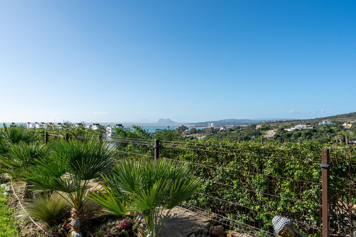 3 Bed Townhouse for sale in Manilva Costa Del Sol, Málaga, Spain