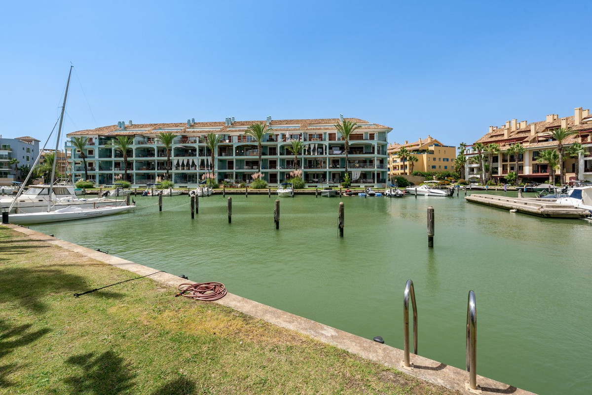 3 Bed Townhouse for sale in Manilva Costa Del Sol, Málaga, Spain
