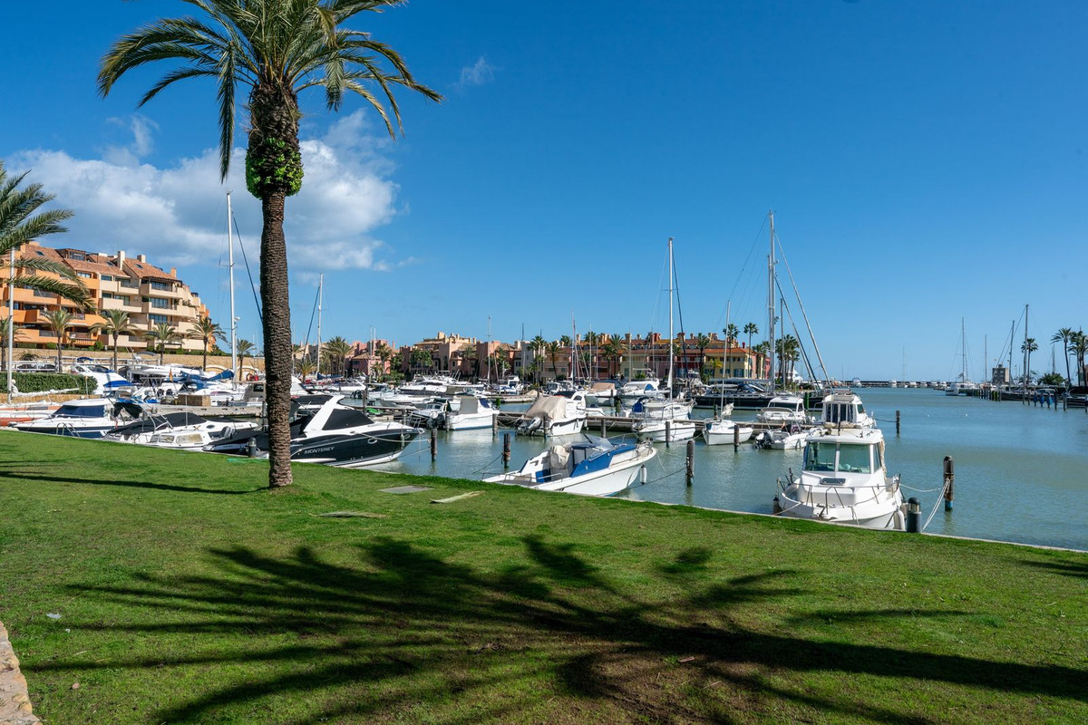 3 Bed Townhouse for sale in Manilva Costa Del Sol, Málaga, Spain