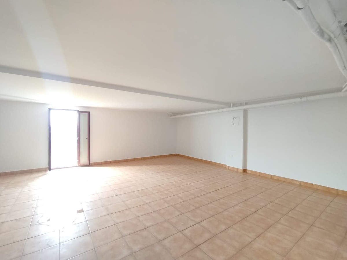 2 Bed Townhouse for sale in Doña Julia Costa Del Sol, Málaga, Spain