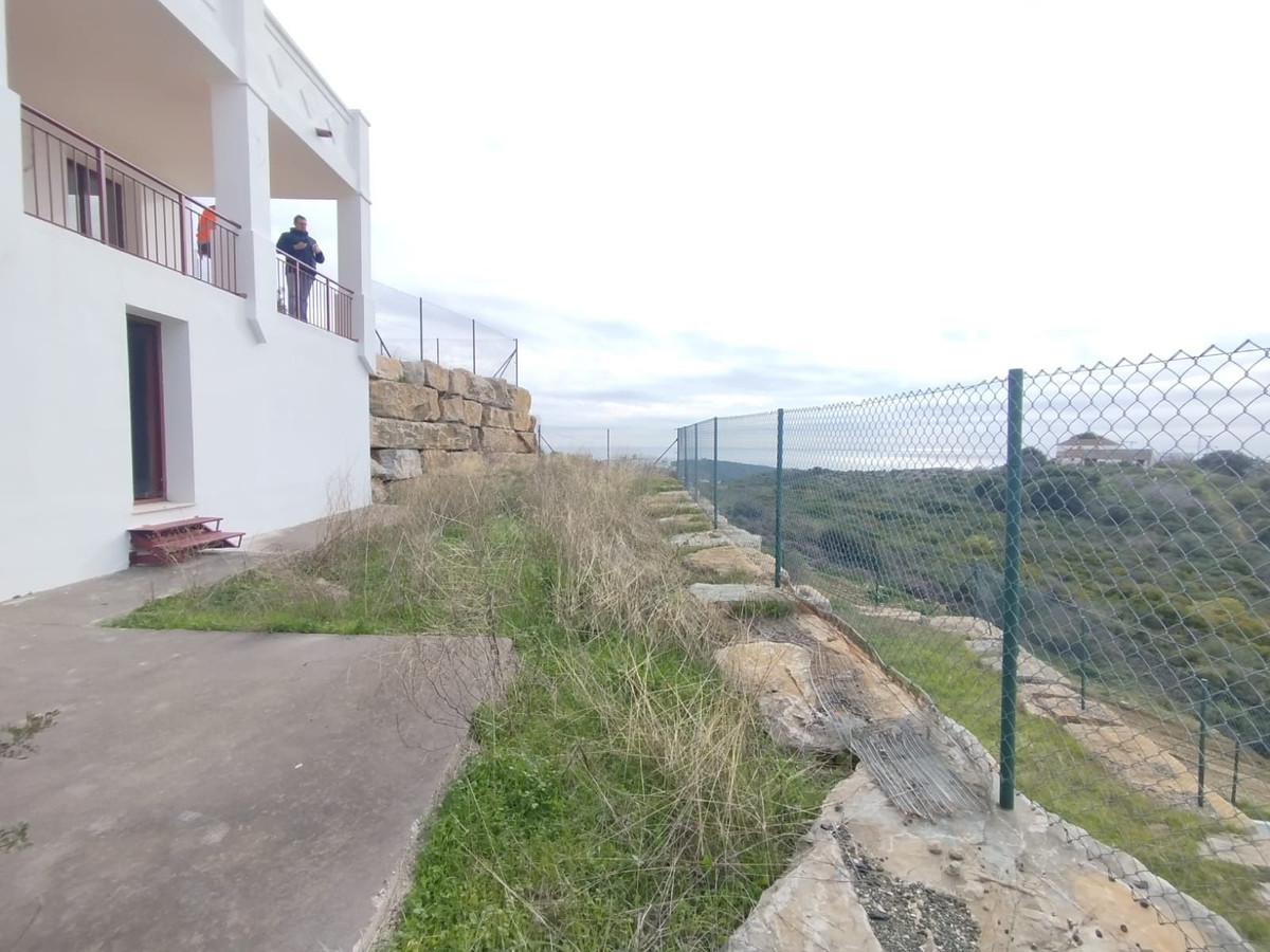 2 Bed Townhouse for sale in Doña Julia Costa Del Sol, Málaga, Spain