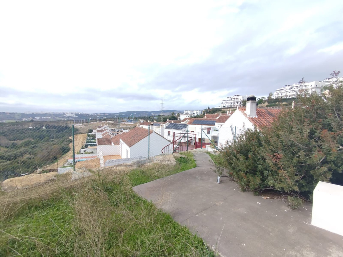 2 Bed Townhouse for sale in Doña Julia Costa Del Sol, Málaga, Spain