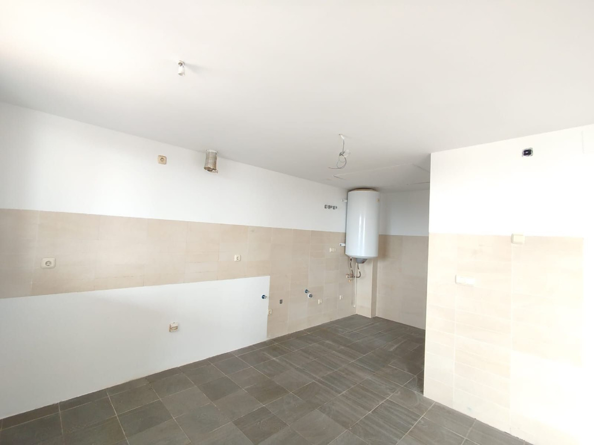 2 Bed Townhouse for sale in Doña Julia Costa Del Sol, Málaga, Spain