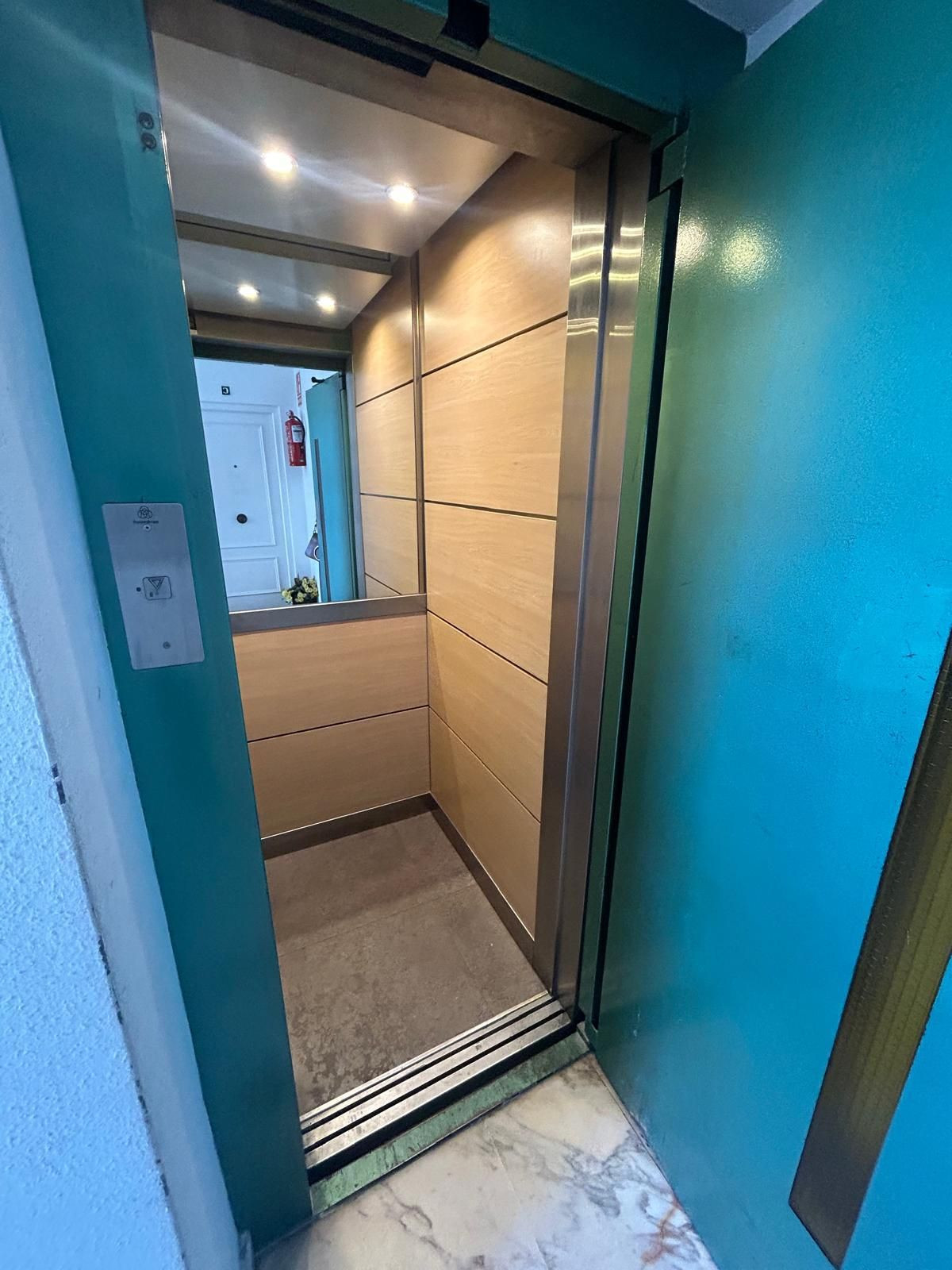 1 Bed Apartment for sale in Marbella Costa Del Sol, Málaga, Spain