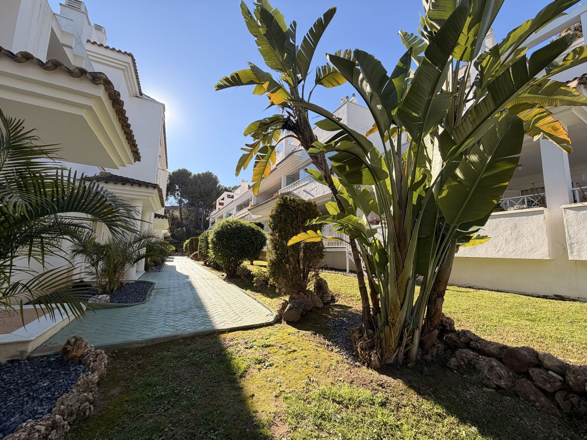 Se vende Apartamento Planta Media de 2 dormitorios en Costa Del Sol, Málaga, España