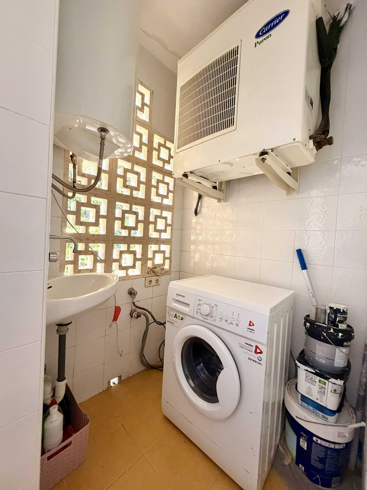 Se vende Apartamento Planta Media de 2 dormitorios en Costa Del Sol, Málaga, España