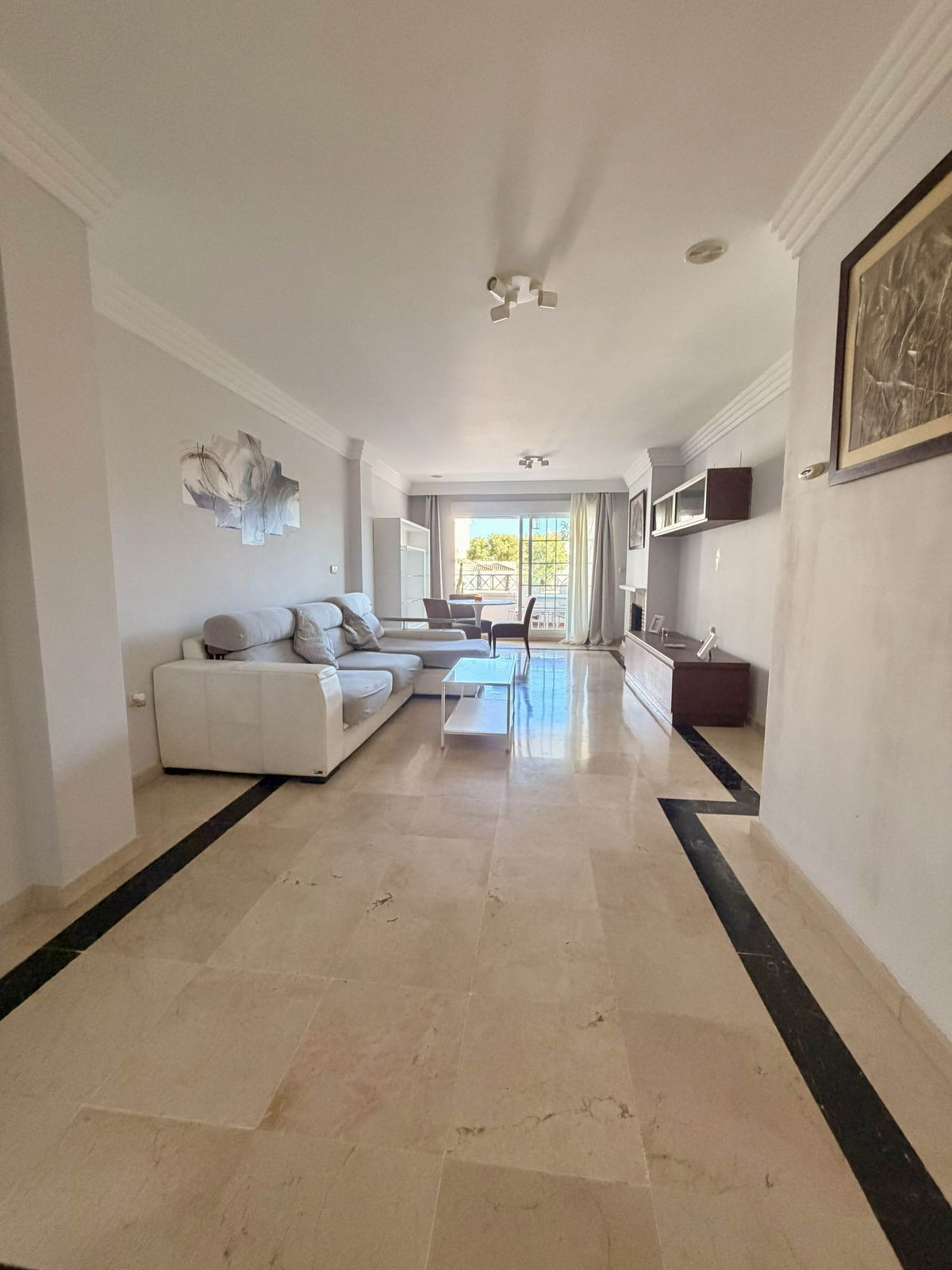Se vende Apartamento Planta Media de 2 dormitorios en Costa Del Sol, Málaga, España