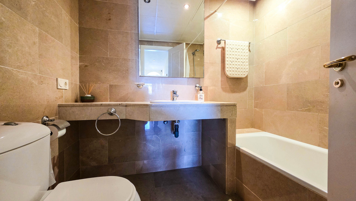 Se vende Ático de 3 dormitorios en Costa Del Sol, Málaga, España