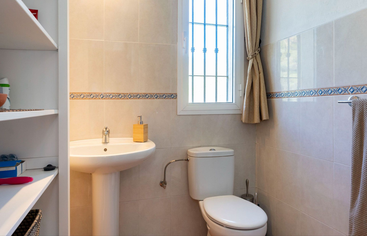 Se vende Villa - Chalet de 1 dormitorios en Costa Del Sol, Málaga, España