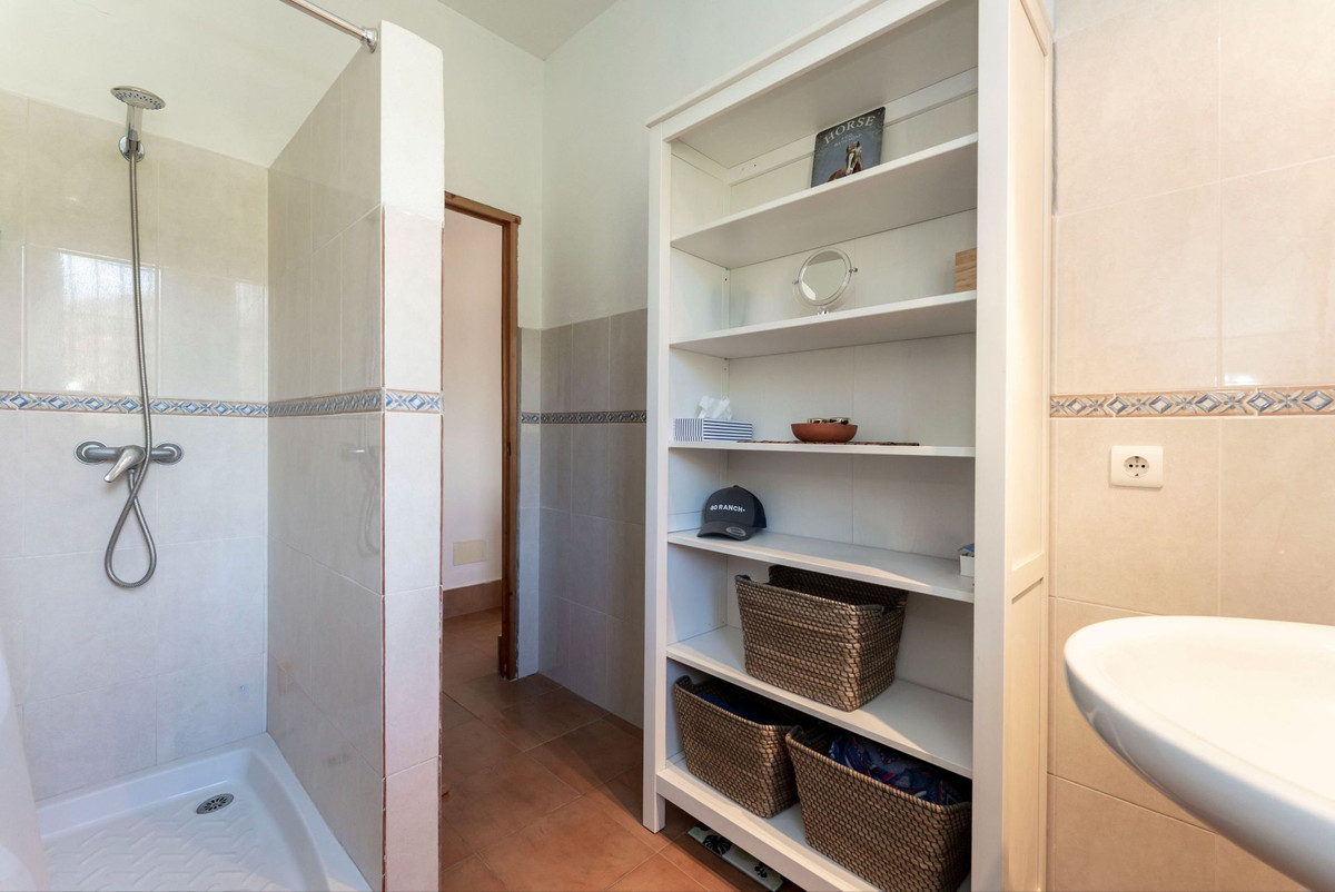 Se vende Villa - Chalet de 1 dormitorios en Costa Del Sol, Málaga, España