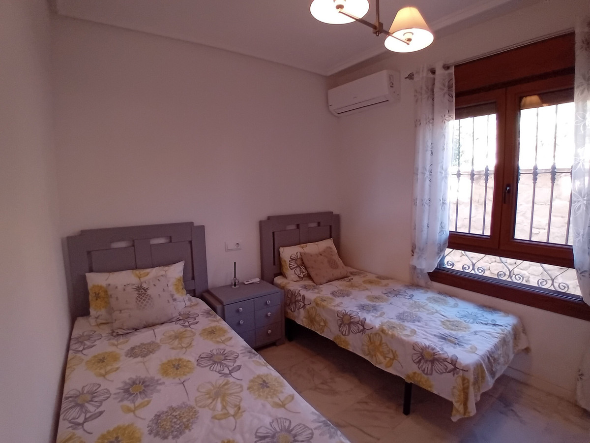 2 Bed Townhouse for sale in La Finca Golf Costa Blanca, Alicante, Spain